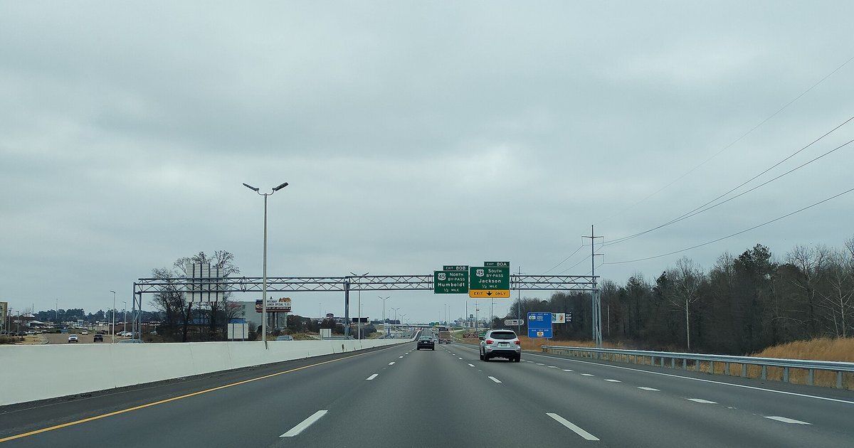 Interstate 40 westbound at Jackson, Tennessee